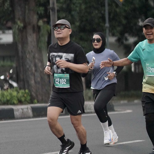 Race photo from BAUR RUN 2025