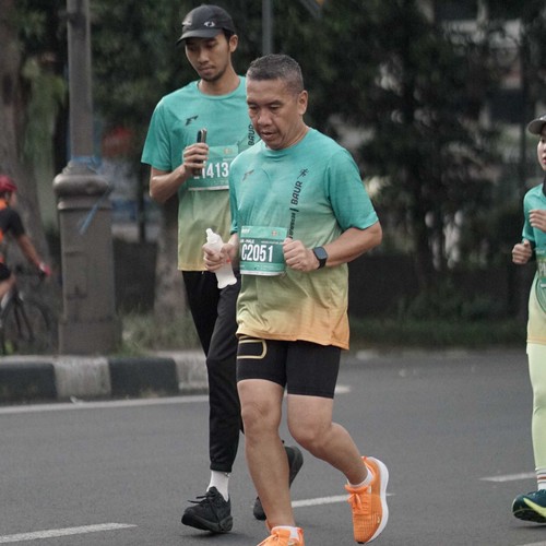 Race photo from BAUR RUN 2025