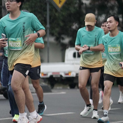 Race photo from BAUR RUN 2025