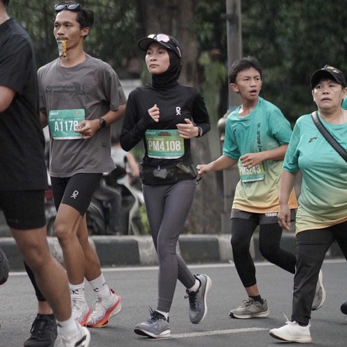 Race photo from BAUR RUN 2025