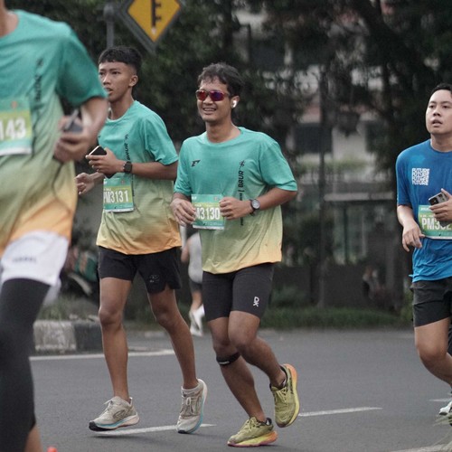 Race photo from BAUR RUN 2025
