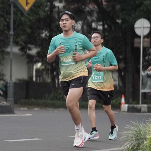 Race photo from BAUR RUN 2025