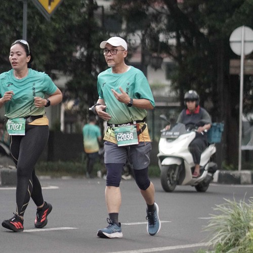 Race photo from BAUR RUN 2025