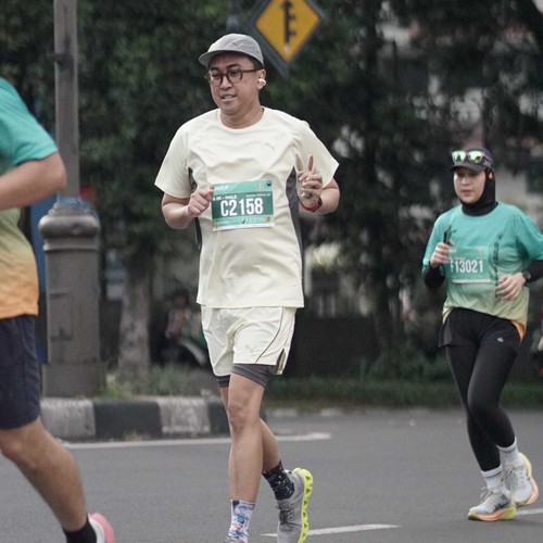 Race photo from BAUR RUN 2025