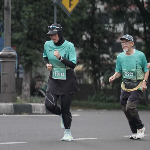 Race photo from BAUR RUN 2025