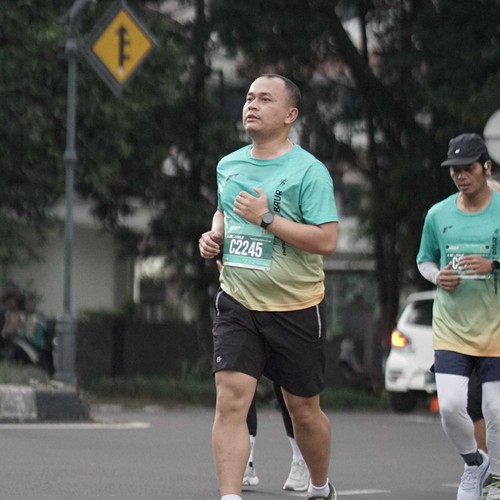 Race photo from BAUR RUN 2025