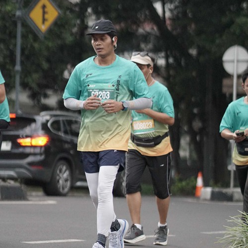 Race photo from BAUR RUN 2025