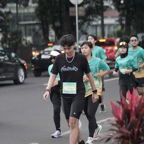 Race photo from BAUR RUN 2025