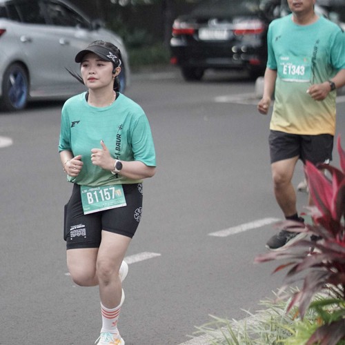 Race photo from BAUR RUN 2025