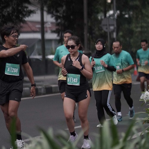 Race photo from BAUR RUN 2025