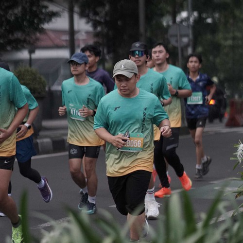 Race photo from BAUR RUN 2025