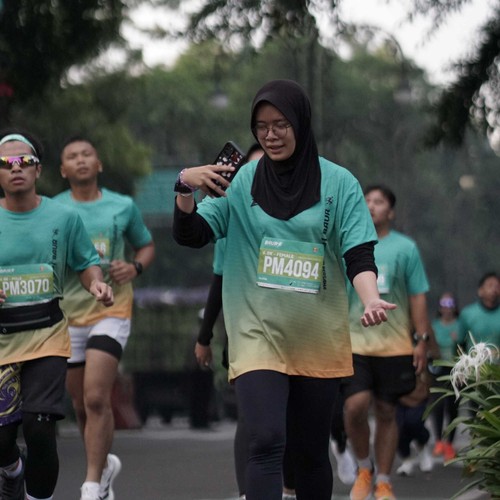 Race photo from BAUR RUN 2025