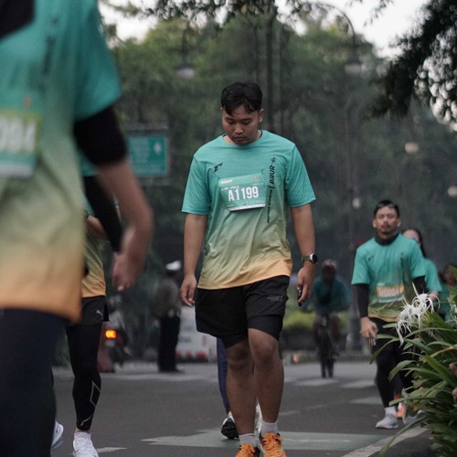 Race photo from BAUR RUN 2025