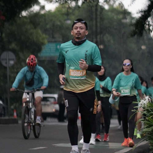Race photo from BAUR RUN 2025