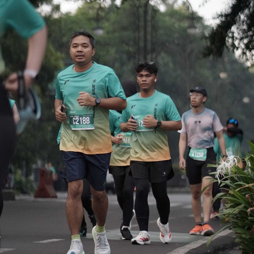 Race photo from BAUR RUN 2025