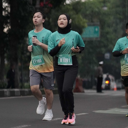 Race photo from BAUR RUN 2025