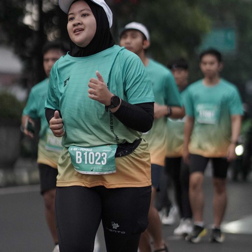 Race photo from BAUR RUN 2025