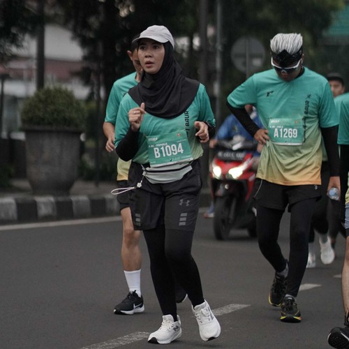 Race photo from BAUR RUN 2025
