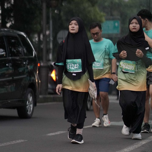 Race photo from BAUR RUN 2025