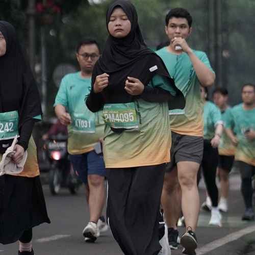 Race photo from BAUR RUN 2025