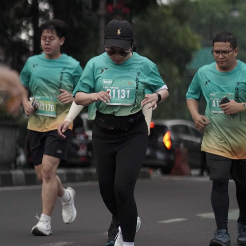 Race photo from BAUR RUN 2025