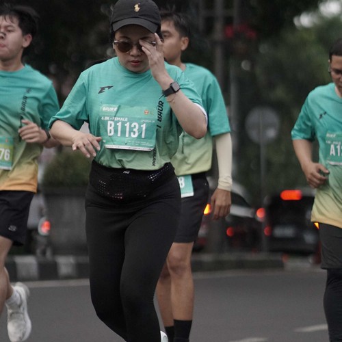 Race photo from BAUR RUN 2025