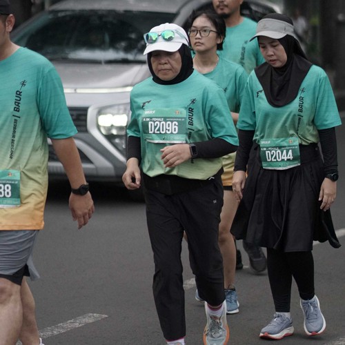 Race photo from BAUR RUN 2025