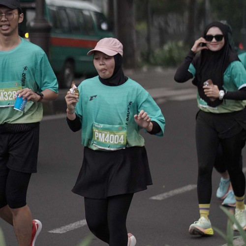 Race photo from BAUR RUN 2025