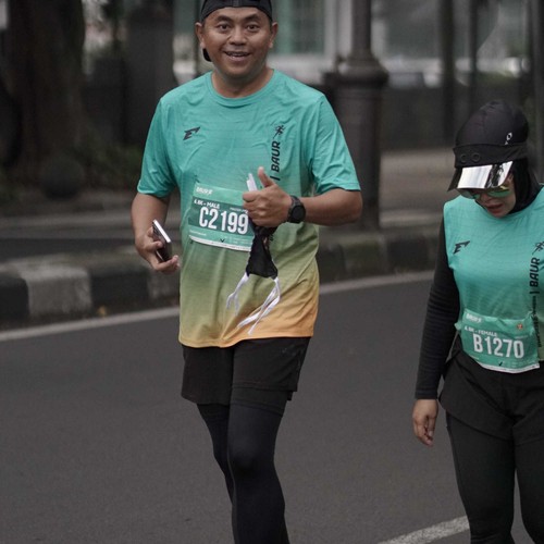 Race photo from BAUR RUN 2025