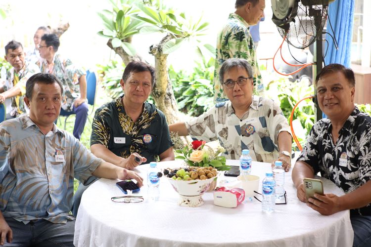 Race photo from Class of 84, 40 Years Togetherness