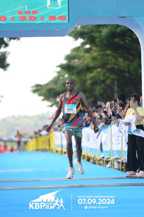 Race photo from KBP City Run 2024