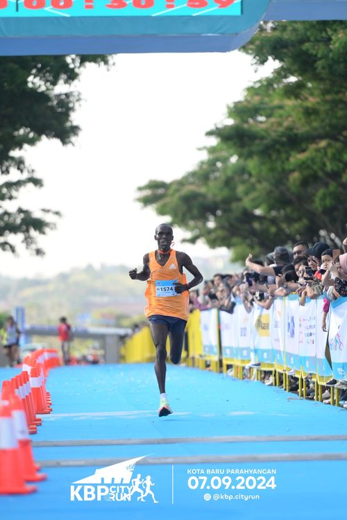 Race photo from KBP City Run 2024