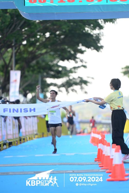 Race photo from KBP City Run 2024