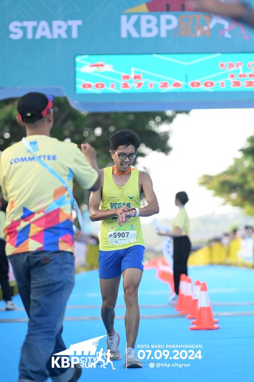 Race photo from KBP City Run 2024