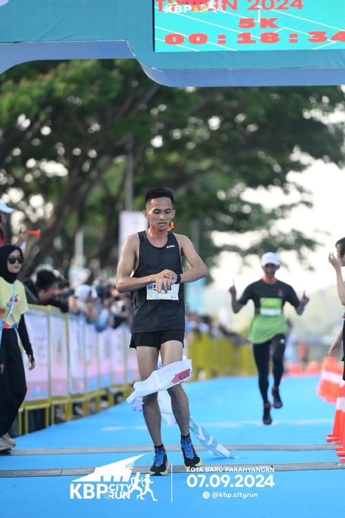 Race photo from KBP City Run 2024