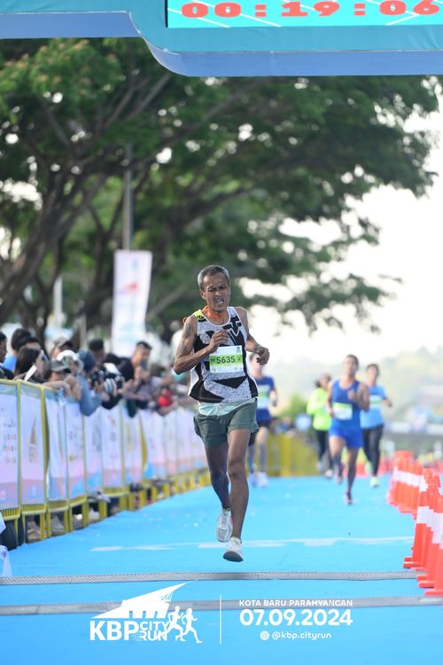 Race photo from KBP City Run 2024