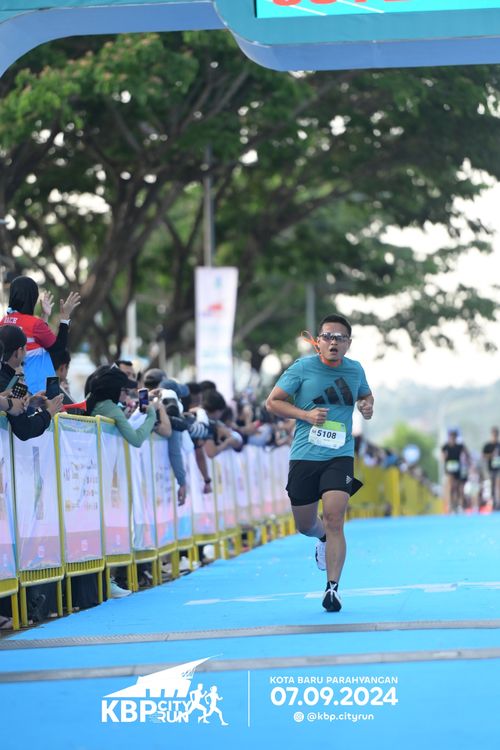 Race photo from KBP City Run 2024