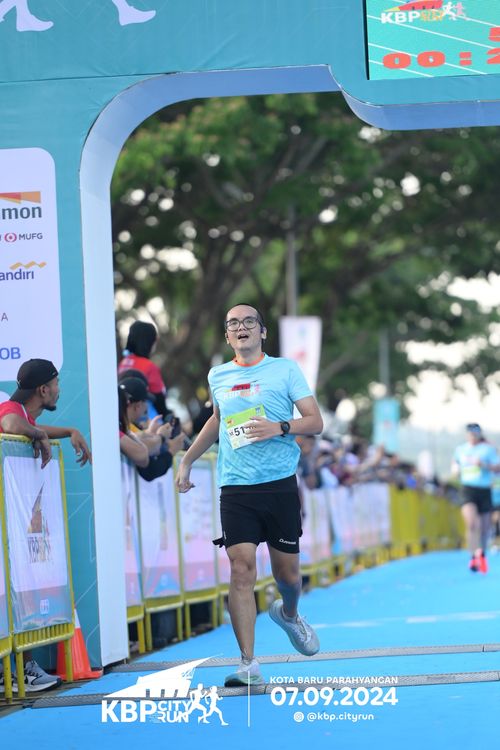 Race photo from KBP City Run 2024