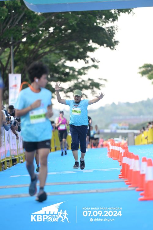 Race photo from KBP City Run 2024