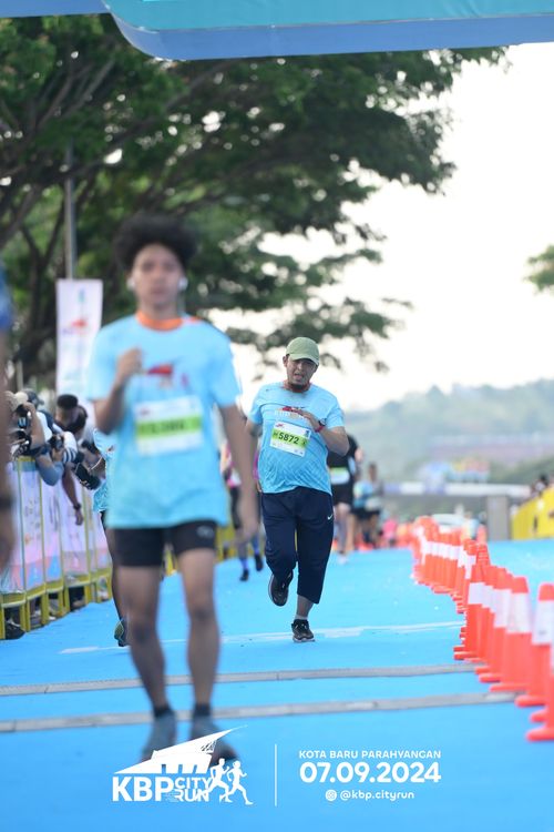 Race photo from KBP City Run 2024