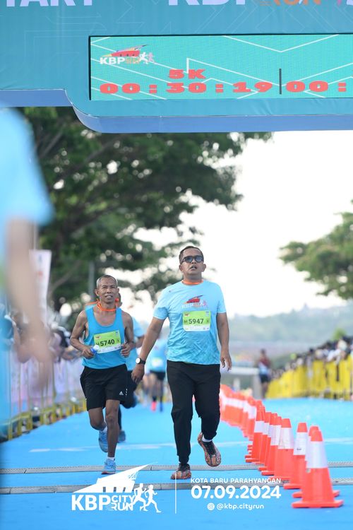 Race photo from KBP City Run 2024