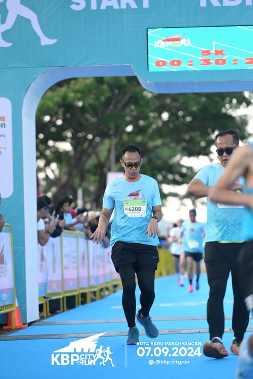 Race photo from KBP City Run 2024