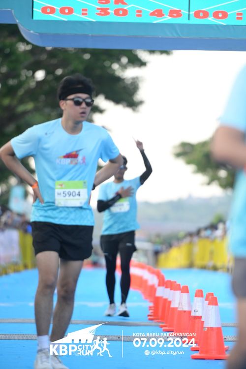 Race photo from KBP City Run 2024