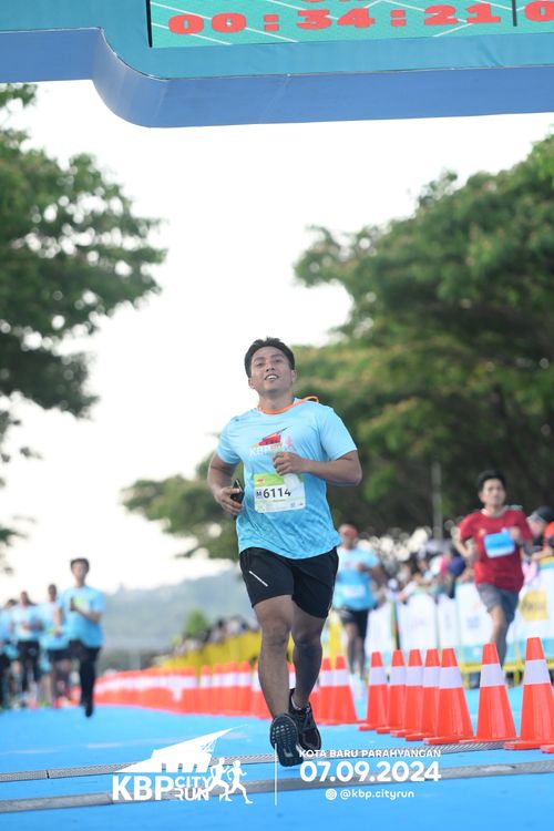 Race photo from KBP City Run 2024