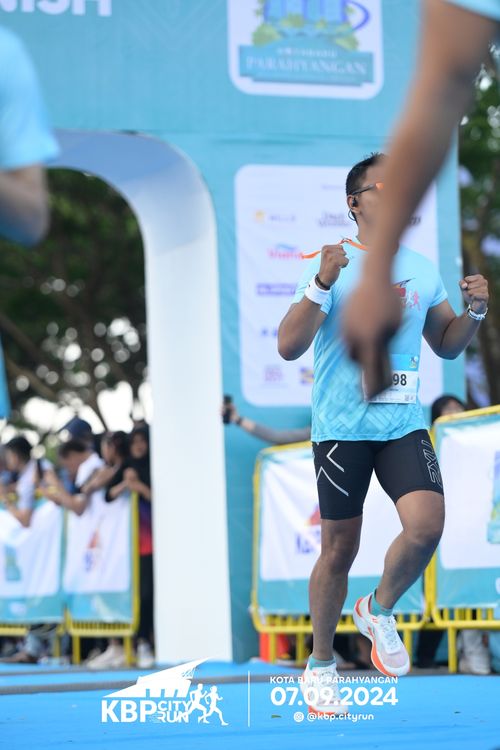 Race photo from KBP City Run 2024