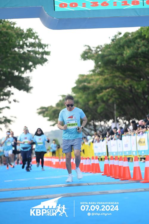 Race photo from KBP City Run 2024