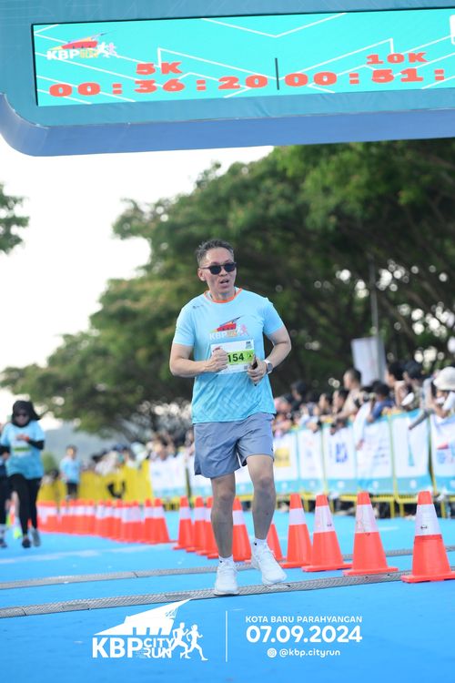 Race photo from KBP City Run 2024