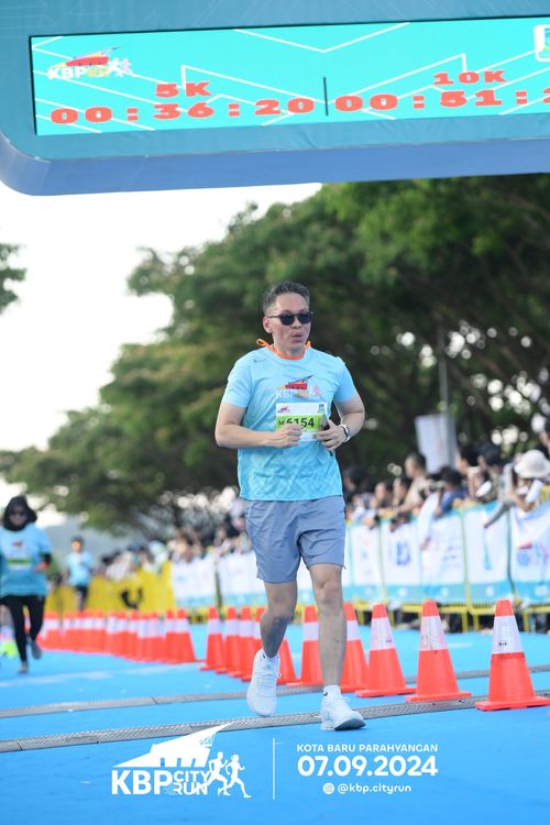 Race photo from KBP City Run 2024