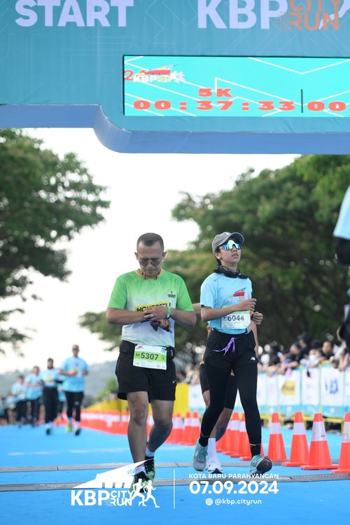 Race photo from KBP City Run 2024