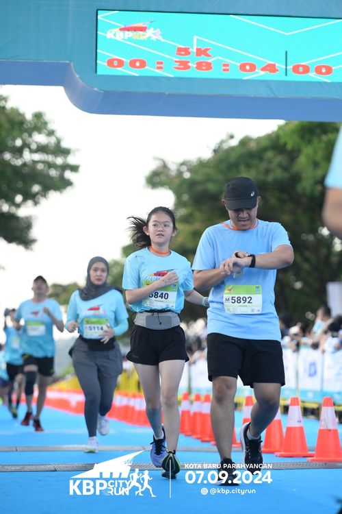 Race photo from KBP City Run 2024